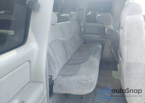 1999 Chevrolet Silverado 1500 Ls from USA, damaged, VIN 2GCEC19TOX1280520